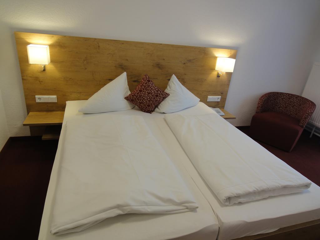 Hotel Krone Rielasingen-Worblingen Ngoại thất bức ảnh