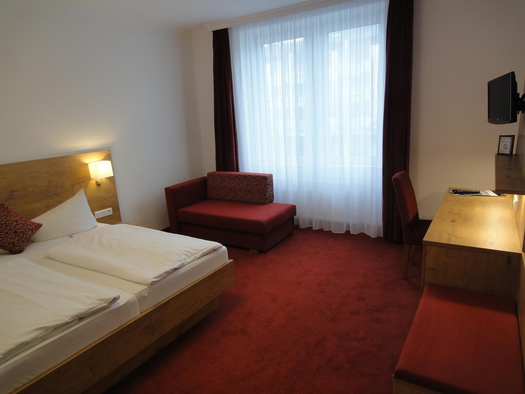 Hotel Krone Rielasingen-Worblingen Ngoại thất bức ảnh