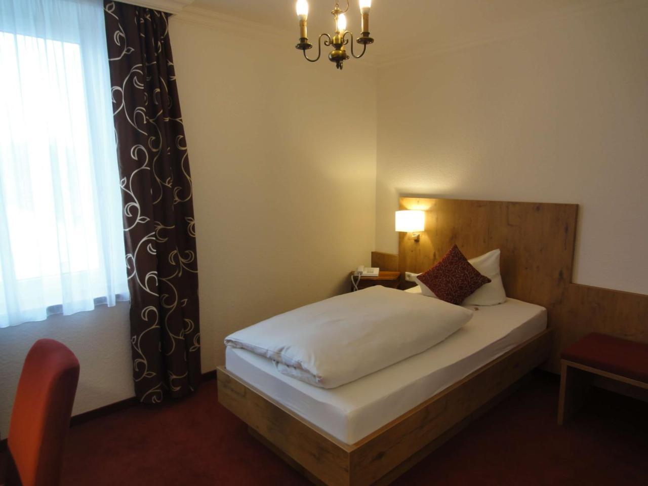 Hotel Krone Rielasingen-Worblingen Ngoại thất bức ảnh